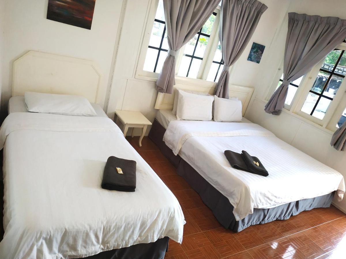 Vagary Pangkor Hotel Pekan Pangkor ภายนอก รูปภาพ